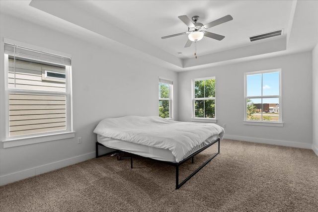 7106 Silver Star LN, Austin, TX 78744