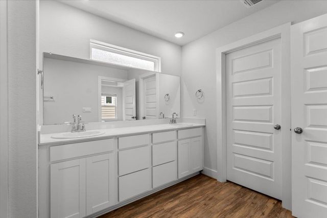 7106 Silver Star LN, Austin, TX 78744