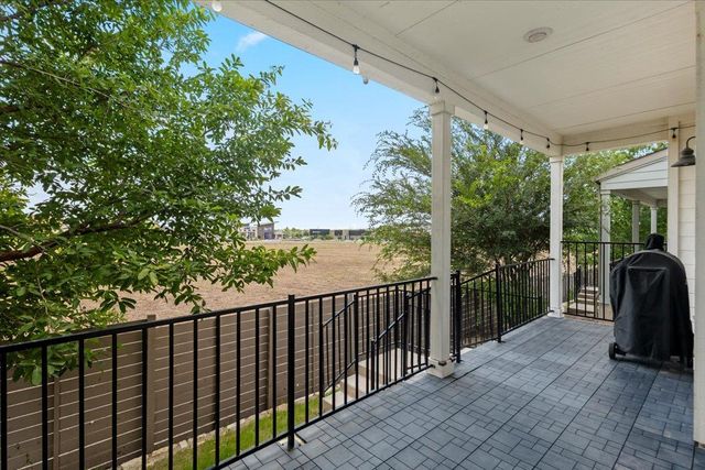 7106 Silver Star LN, Austin, TX 78744