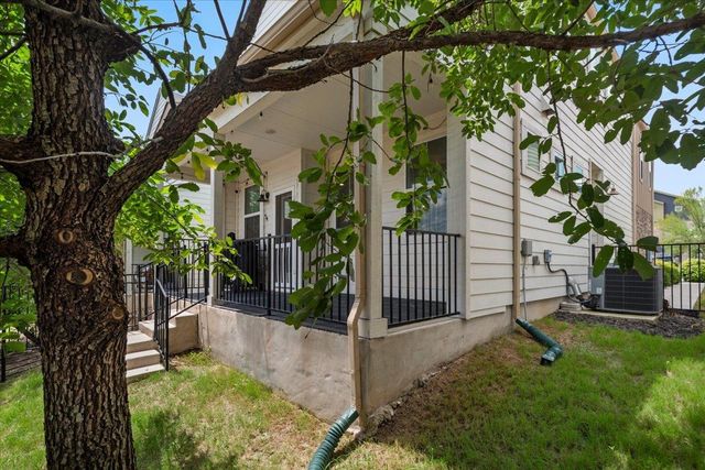 7106 Silver Star LN, Austin, TX 78744
