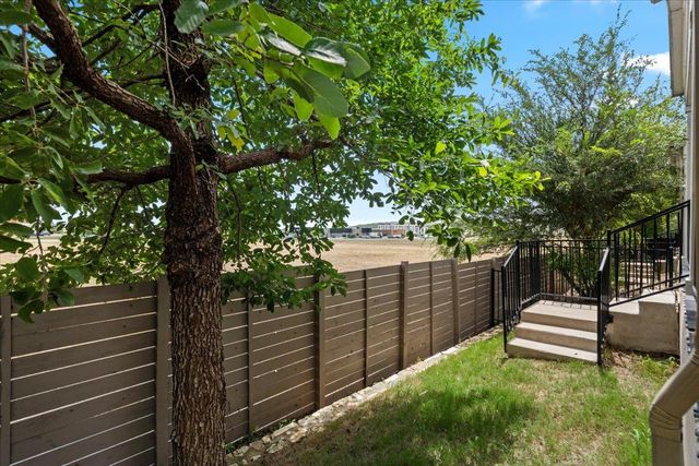 7106 Silver Star LN, Austin, TX 78744