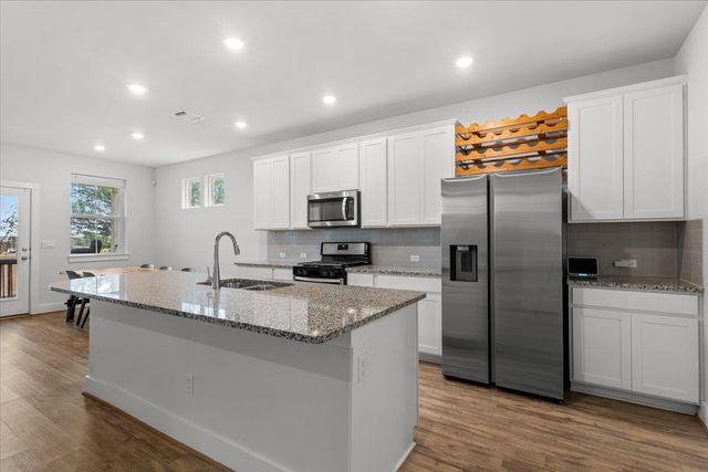 7106 Silver Star LN, Austin, TX 78744