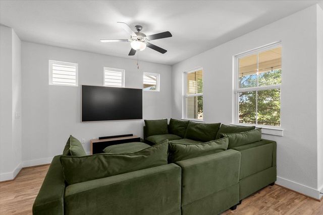 7106 Silver Star LN, Austin, TX 78744