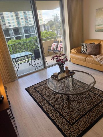 2000 S Ocean Boulevard 3b, Lauderdale By The Sea, FL 33062