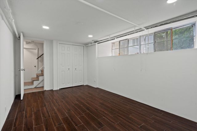 270 Moreland St, Worcester, MA 01609