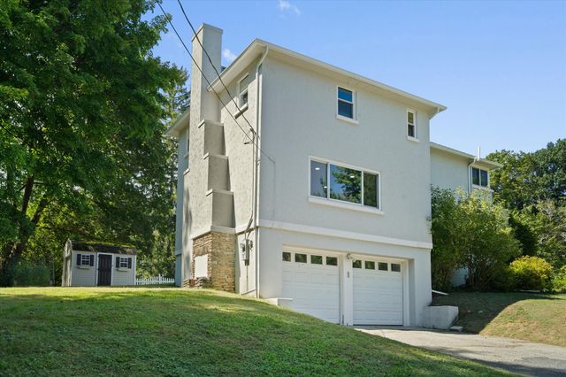270 Moreland St, Worcester, MA 01609