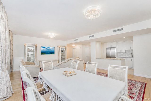 50 Oceana Drive W 3D, Brooklyn, NY 11235