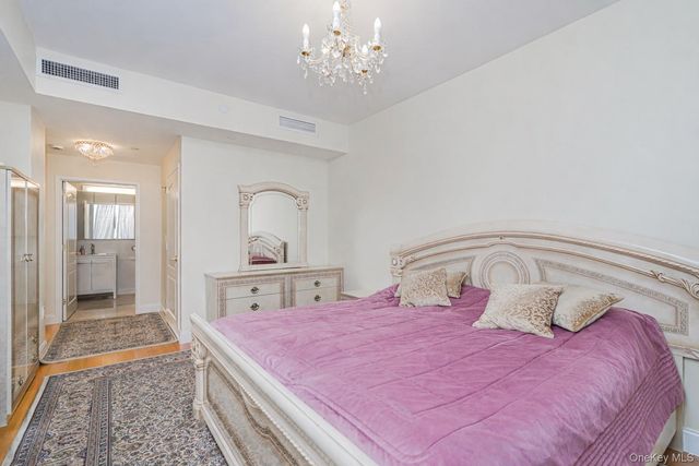 50 Oceana Drive W 3D, Brooklyn, NY 11235