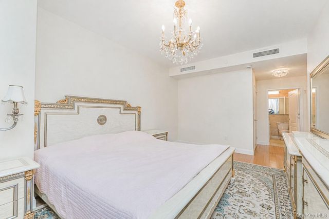 50 Oceana Drive W 3D, Brooklyn, NY 11235