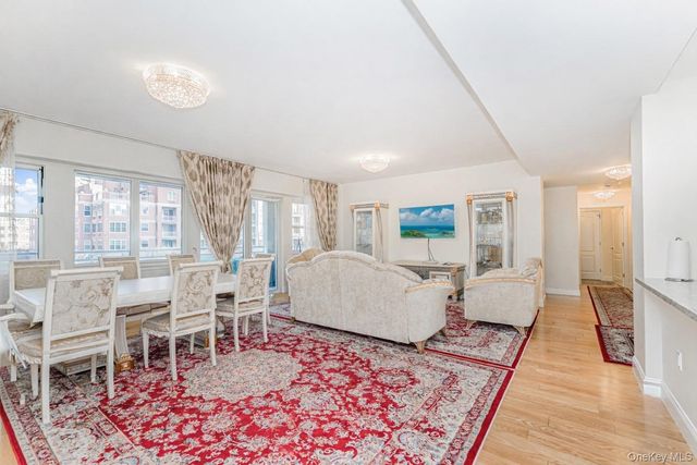 50 Oceana Drive W 3D, Brooklyn, NY 11235