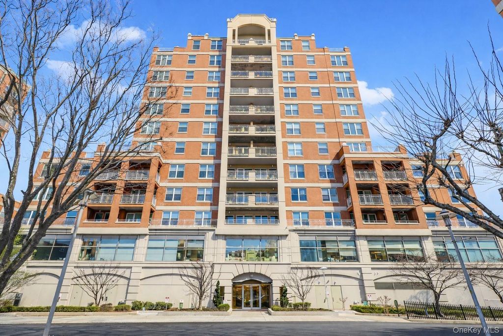 50 Oceana Drive W 3D, Brooklyn, NY 11235