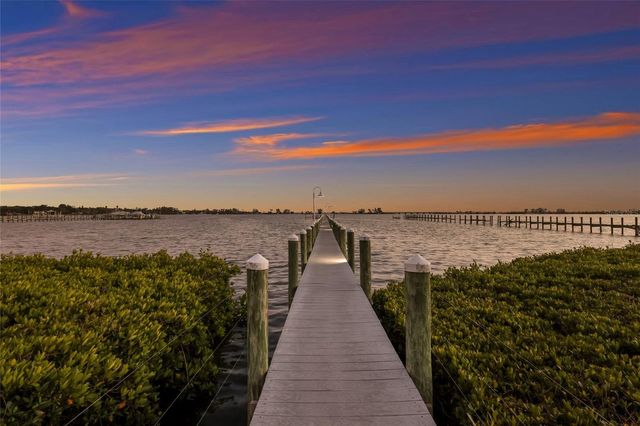 608 87TH STREET COURT NW, Bradenton, FL 34209