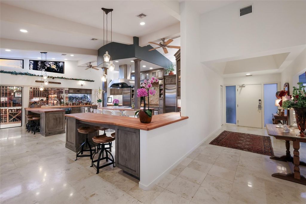 Image 22 of property listing at 608 87TH STREET COURT NW, Bradenton, FL 34209