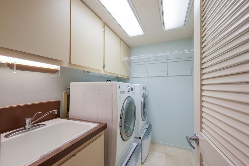 Image 38 of property listing at 608 87TH STREET COURT NW, Bradenton, FL 34209