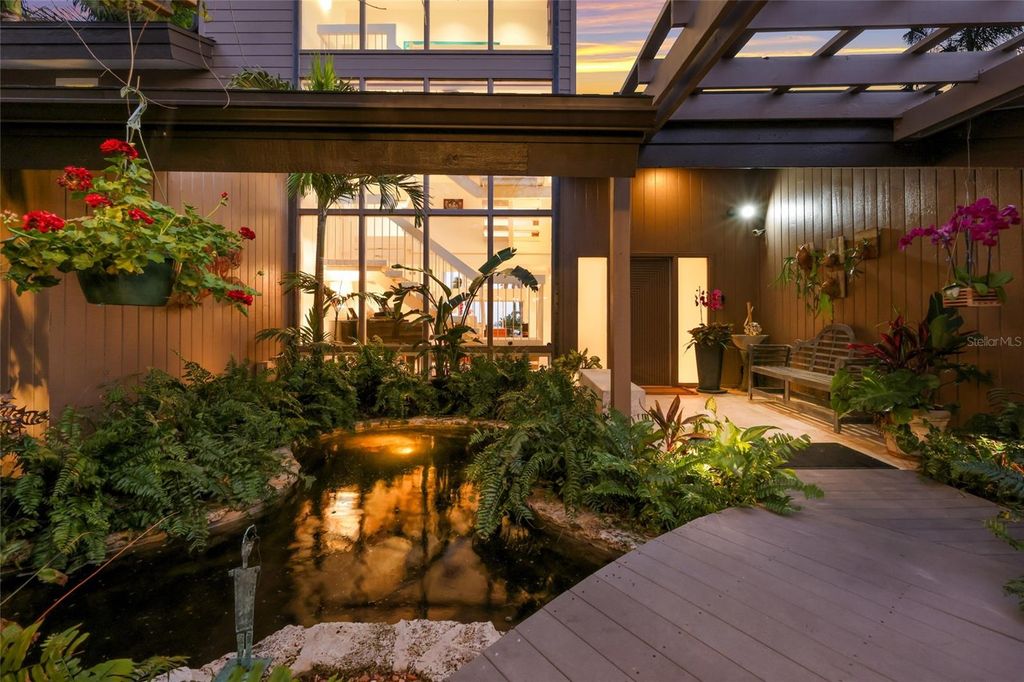 Image 6 of property listing at 608 87TH STREET COURT NW, Bradenton, FL 34209