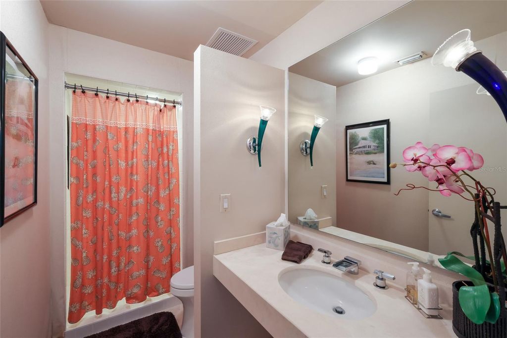 Image 59 of property listing at 608 87TH STREET COURT NW, Bradenton, FL 34209