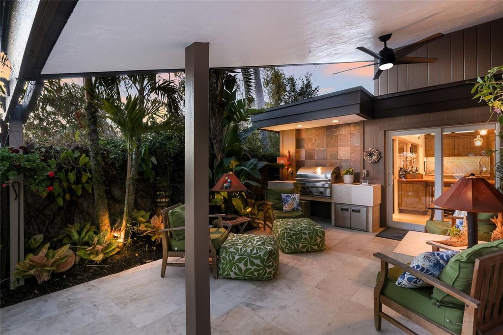 Image 67 of property listing at 608 87TH STREET COURT NW, Bradenton, FL 34209