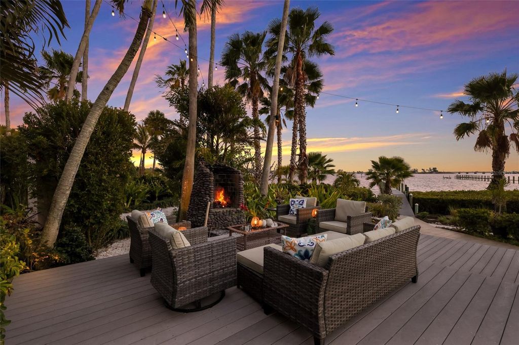 Image 74 of property listing at 608 87TH STREET COURT NW, Bradenton, FL 34209