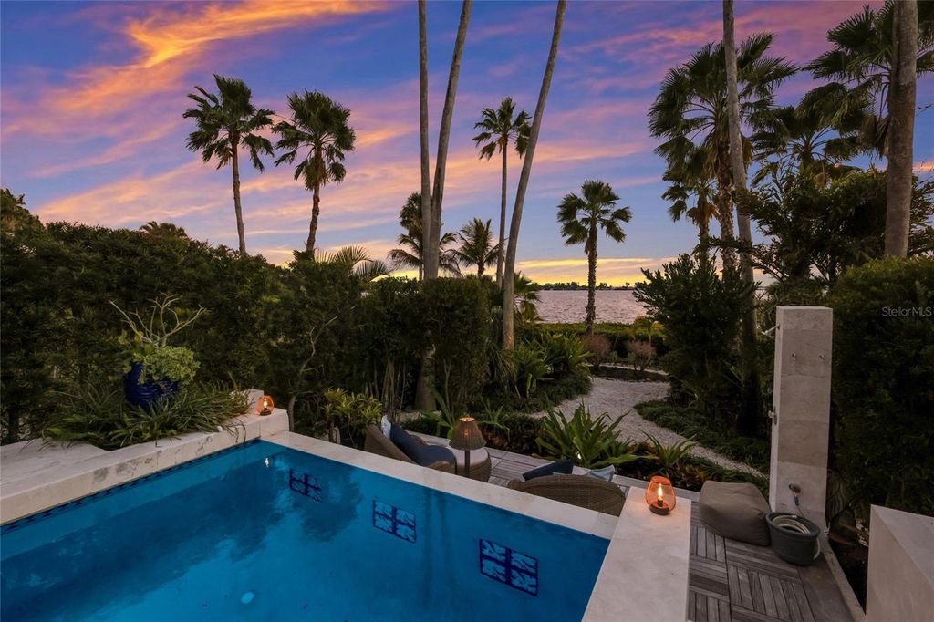 Image 76 of property listing at 608 87TH STREET COURT NW, Bradenton, FL 34209