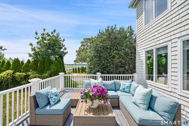 18 Sailors Lane, Milford, CT 06460