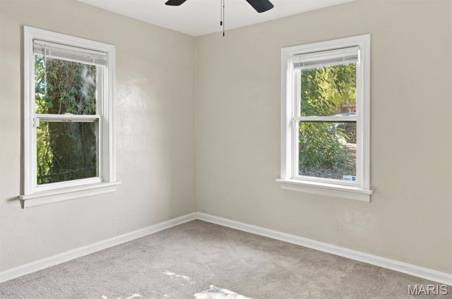 9920 Diamond Drive, St Louis, MO 63137