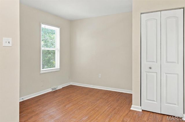 9920 Diamond Drive, St Louis, MO 63137
