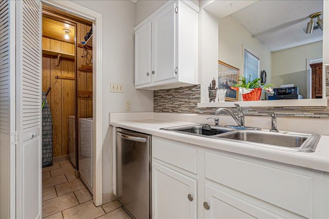 4927 HAMPSHIRE AVE, Memphis, TN 38117