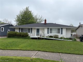 6260 Alderwood Road, Parma Heights, OH 44130