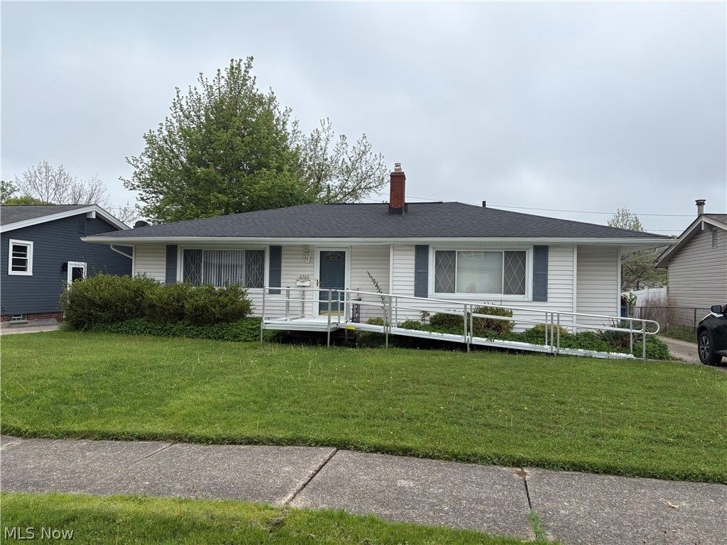 6260 Alderwood Road, Parma Heights, OH 44130