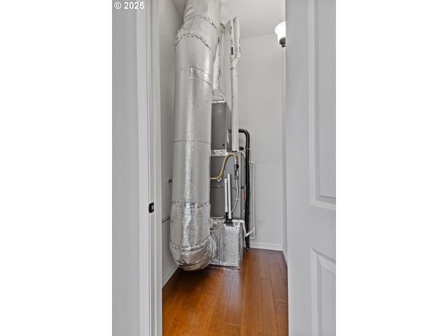 2495 CHESTER St, North Bend, OR 97459