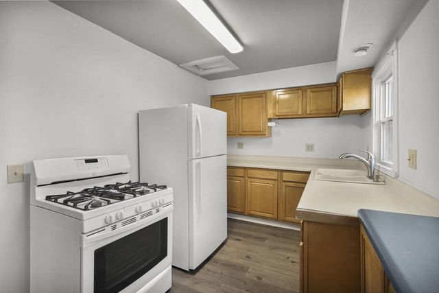 433 S Jackson Street, Janesville, WI 53548