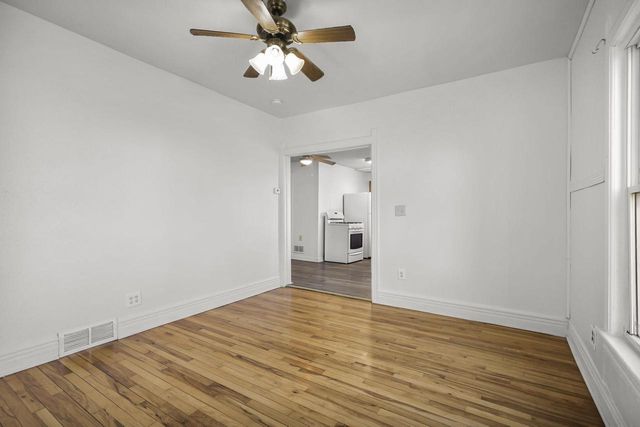 433 S Jackson Street, Janesville, WI 53548