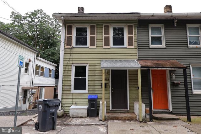 242 N 2ND ST, Steelton, PA 17113