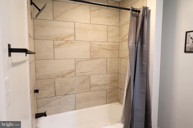 242 N 2ND ST, Steelton, PA 17113