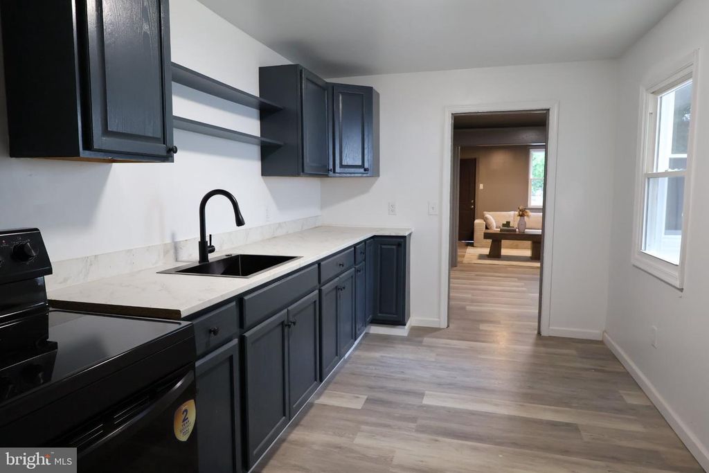 242 N 2ND ST, Steelton, PA 17113