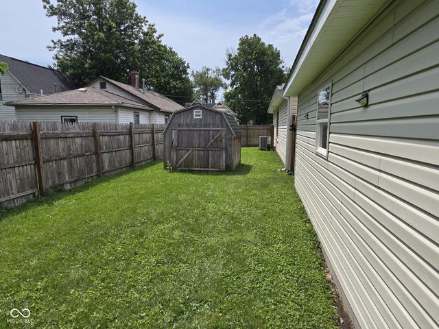 390 W Harrison Street, Martinsville, IN 46151