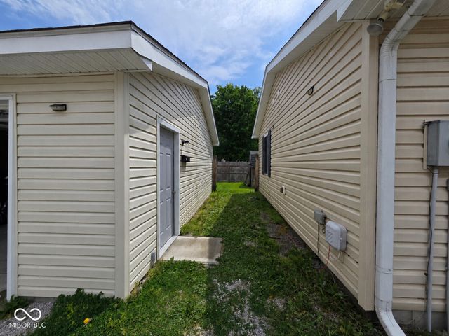 390 W Harrison Street, Martinsville, IN 46151