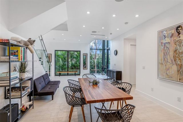 1311 Bay Dr, Miami Beach, FL 33141