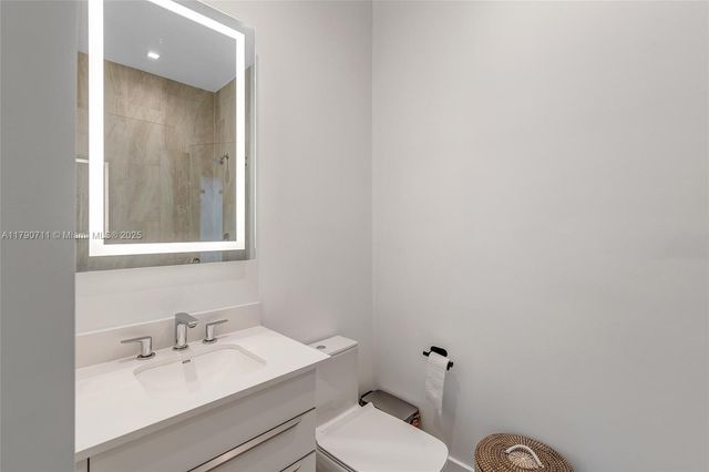 1311 Bay Dr, Miami Beach, FL 33141