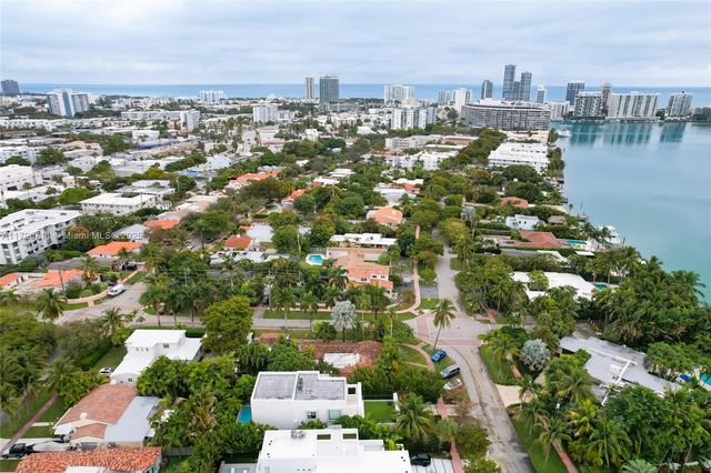 1311 Bay Dr, Miami Beach, FL 33141