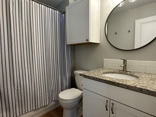 7217 Aldea DR A, Austin, TX 78745