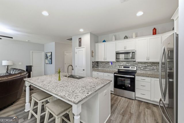 6600 River Station Drive, Lula, GA 30554