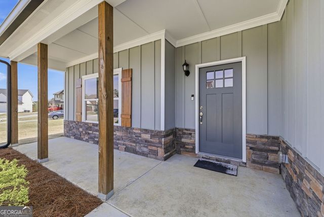 6600 River Station Drive, Lula, GA 30554