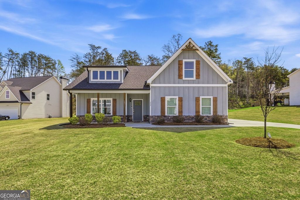 6600 River Station Drive, Lula, GA 30554