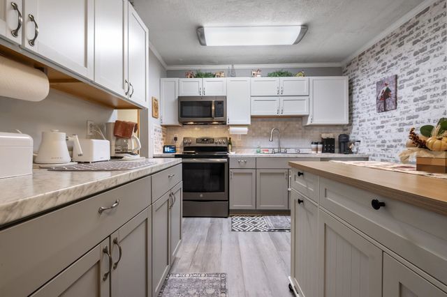 1928 Longview Drive, Tallahassee, FL 32303