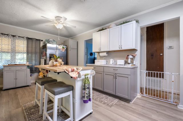 1928 Longview Drive, Tallahassee, FL 32303