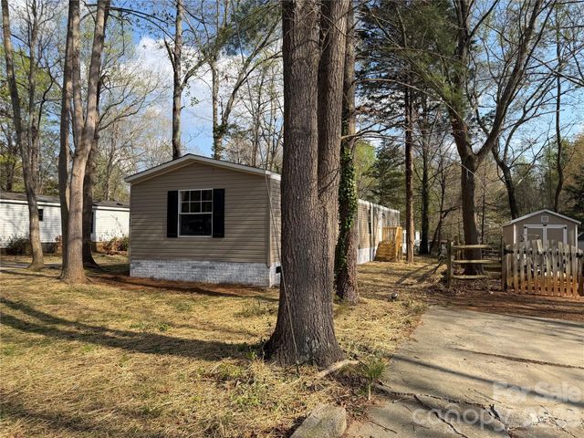 1162 State Line Road, Clover, SC 29710