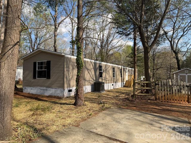 1162 State Line Road, Clover, SC 29710