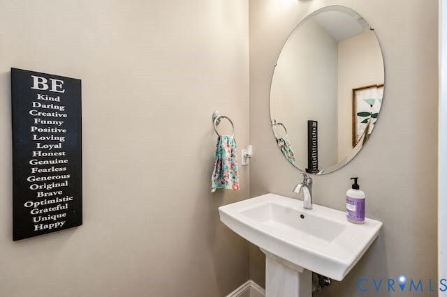 9553 Creek Summit Cir, Richmond, VA 23235