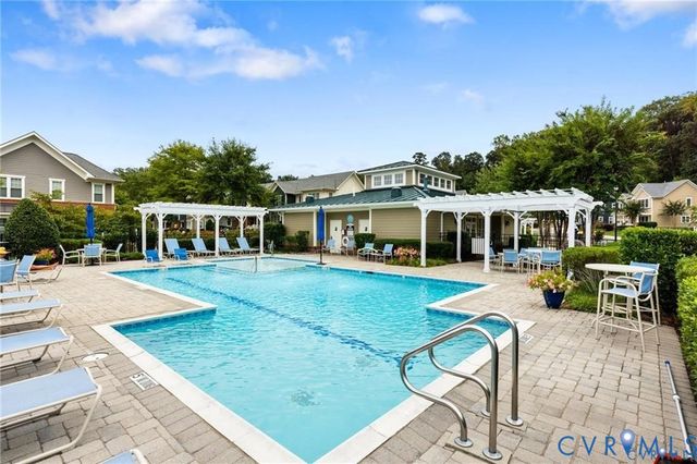 9553 Creek Summit Cir, Richmond, VA 23235